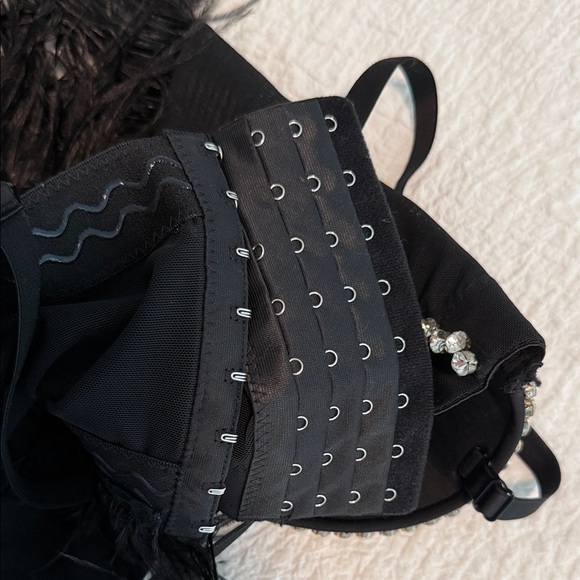 Amazon Black Rhinestone Embellished Tank Top - Picture 6 of 9